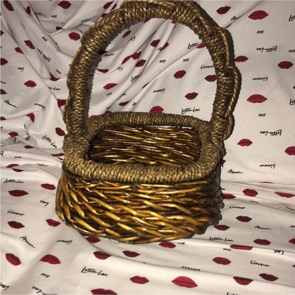 Decorative Woven wood & rope Basket with Handle - Picture 3 of 4